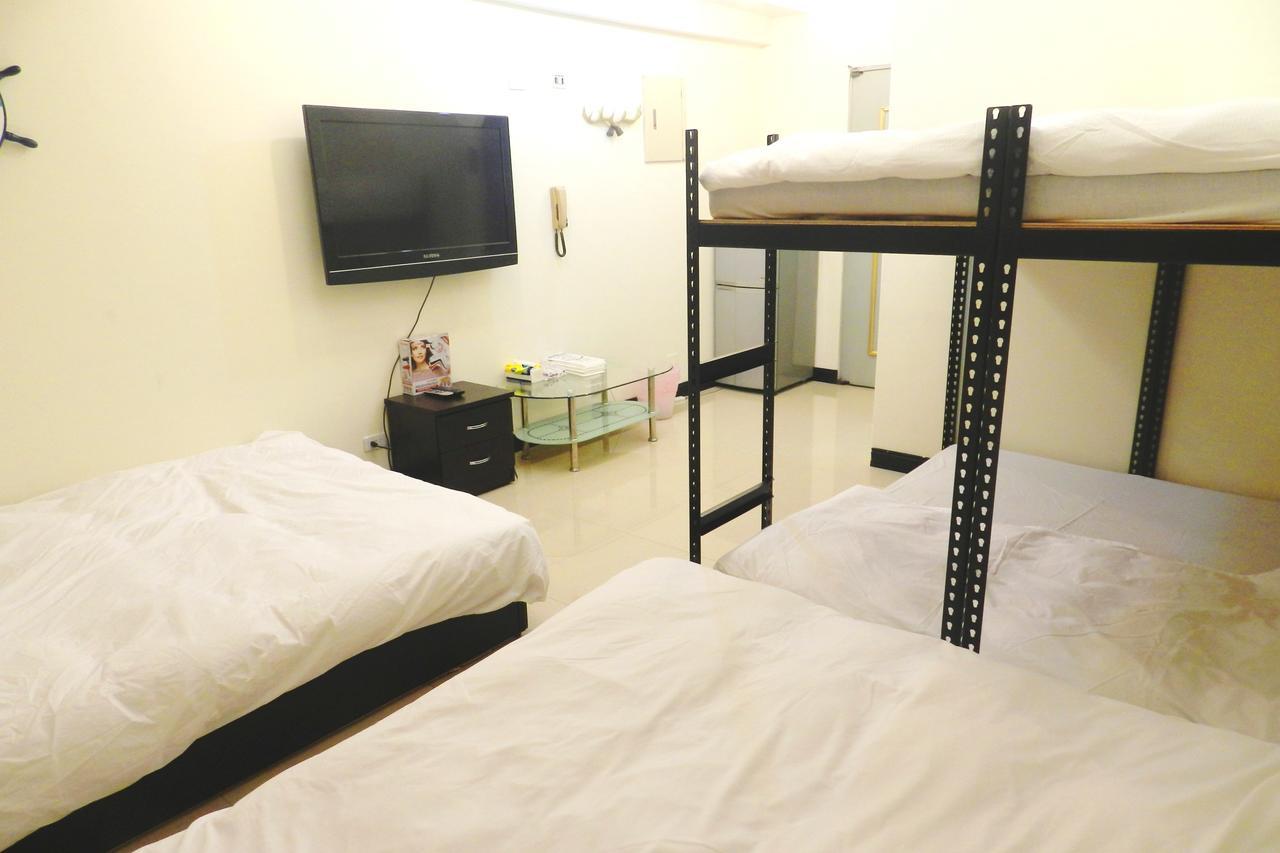 Feng Chia House Hostel Taichung Exterior foto
